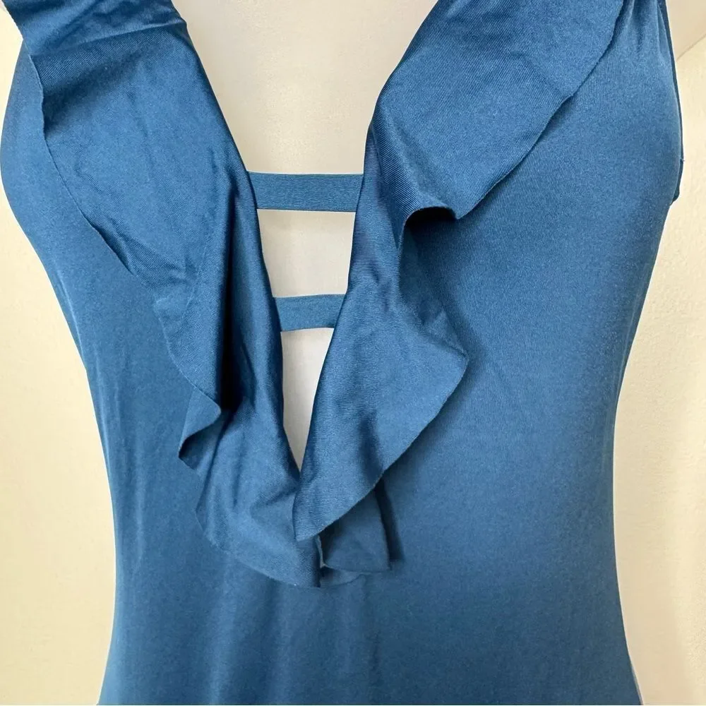 Shade & Shore Swimwear Ruffle Plunge One Piece. Size Small